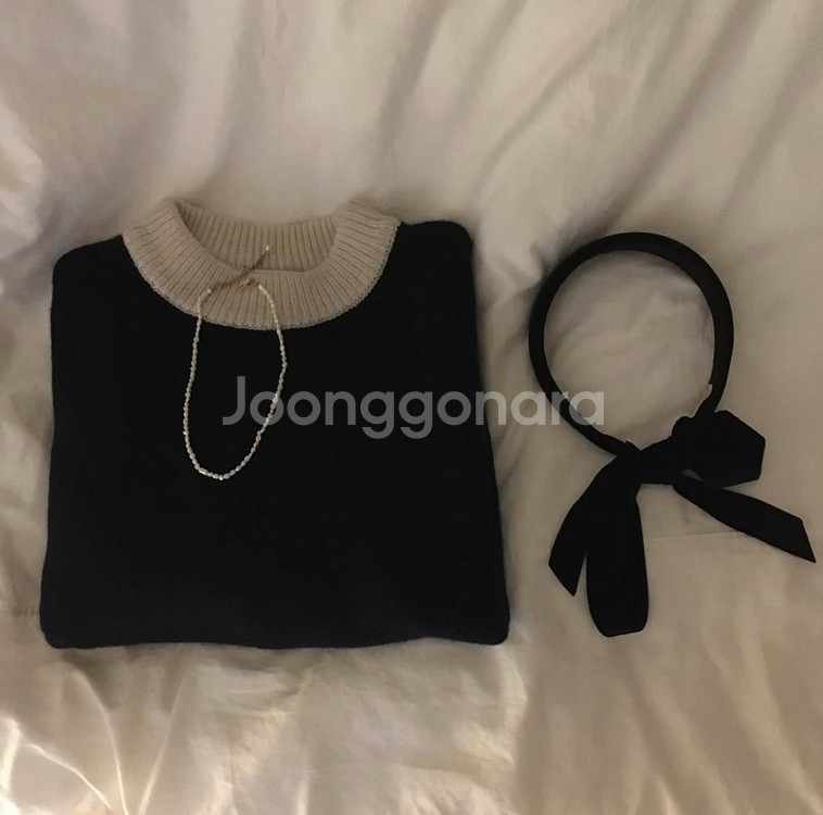 어그스트 베이지보울 로맨틱 니트--1