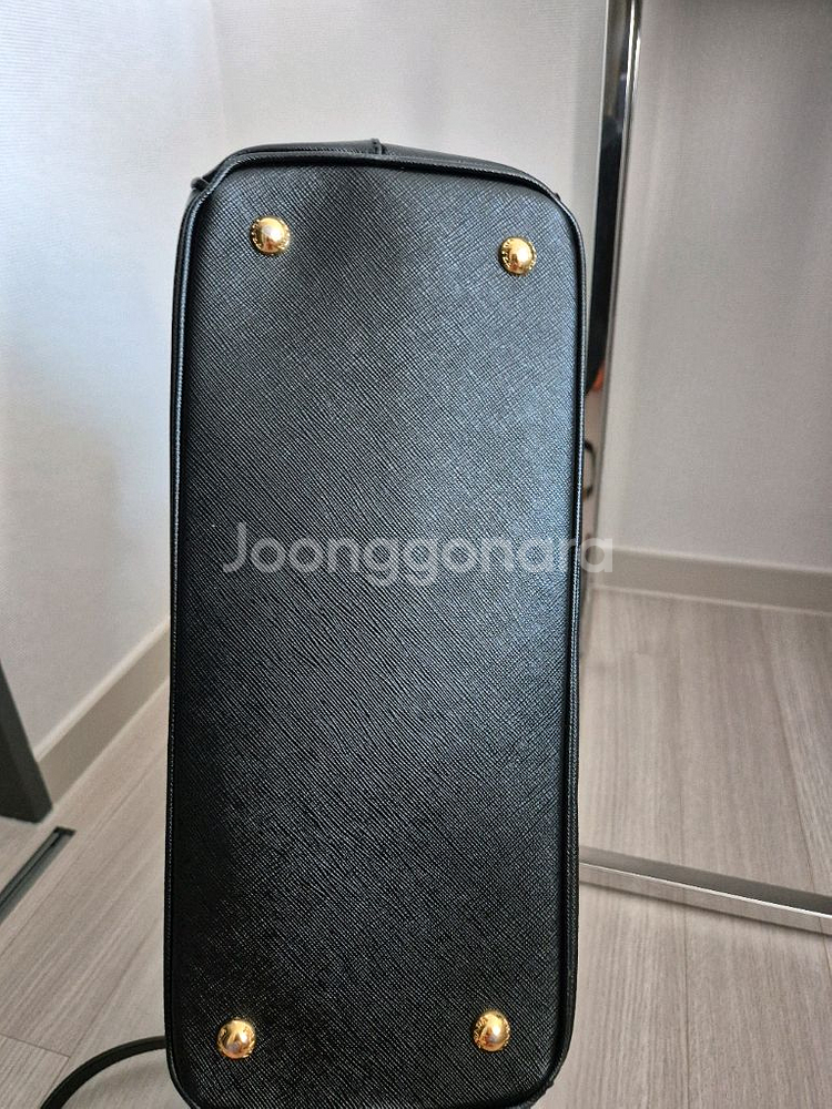 프라다 사피아노 레더 토트백--7