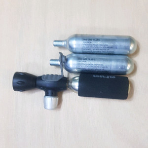 자전거 CO2 충전기.카트리지 판매합니다