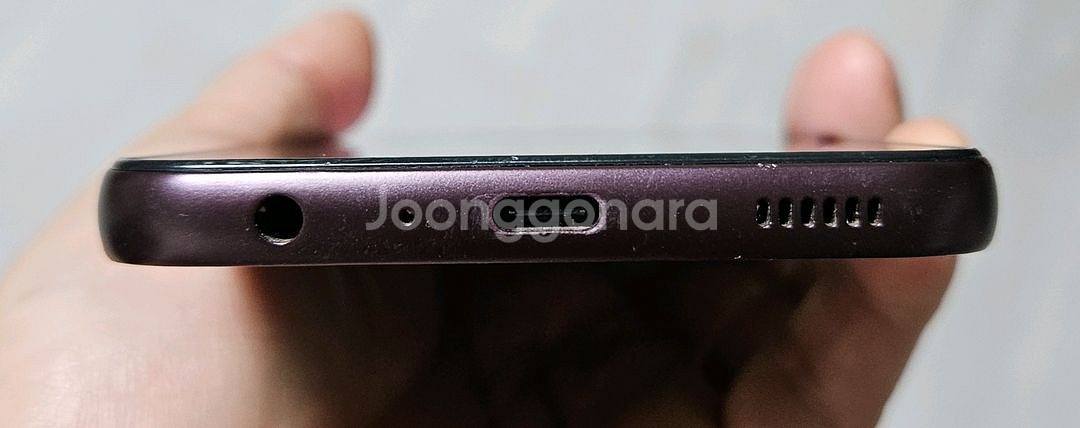 갤럭시 A24 다크레드 128GB 싸게 팝니다.--3