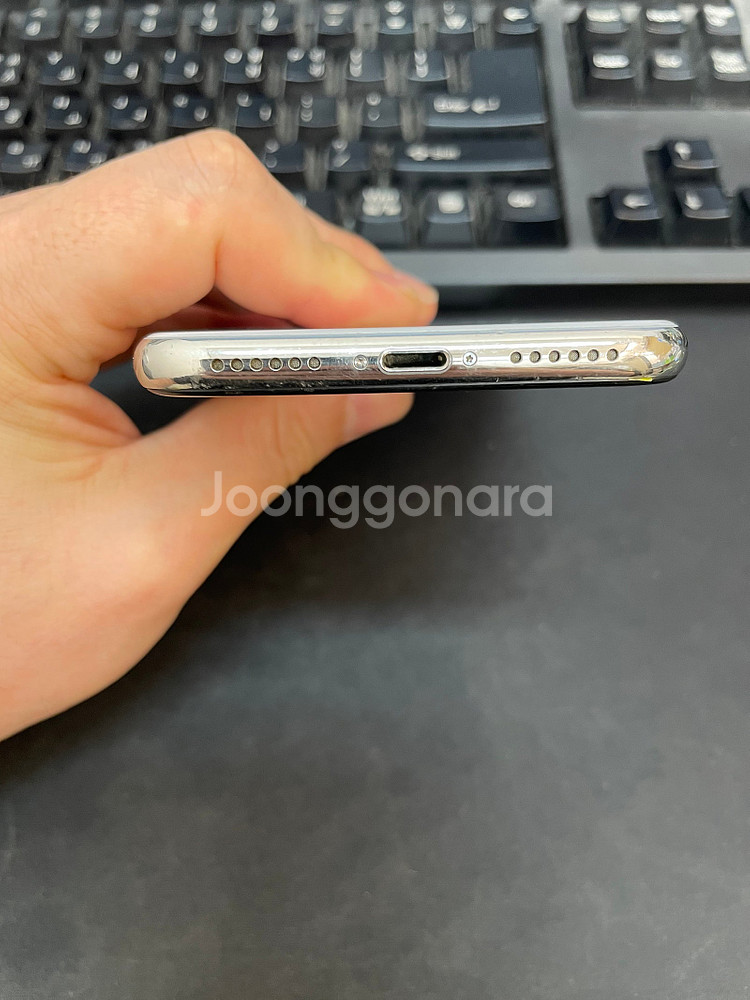 아이폰X 실버 64GB 가성비좋은 중고19만8천팝니다.--5