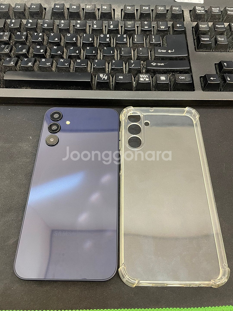 갤럭시A15 블랙 128GB 무잔상 상태좋은 중고16만3천팝니다.--0