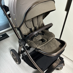 오이스터3 유모차