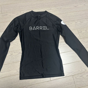 배럴 래쉬가드,숏팬츠 S사이즈 일괄