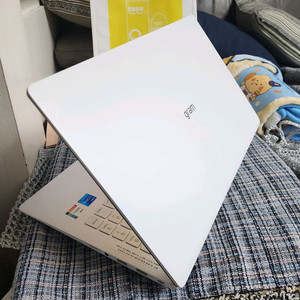 고성능 LG 그램 노트북 쿼드 코어 i5 윈11 초경량