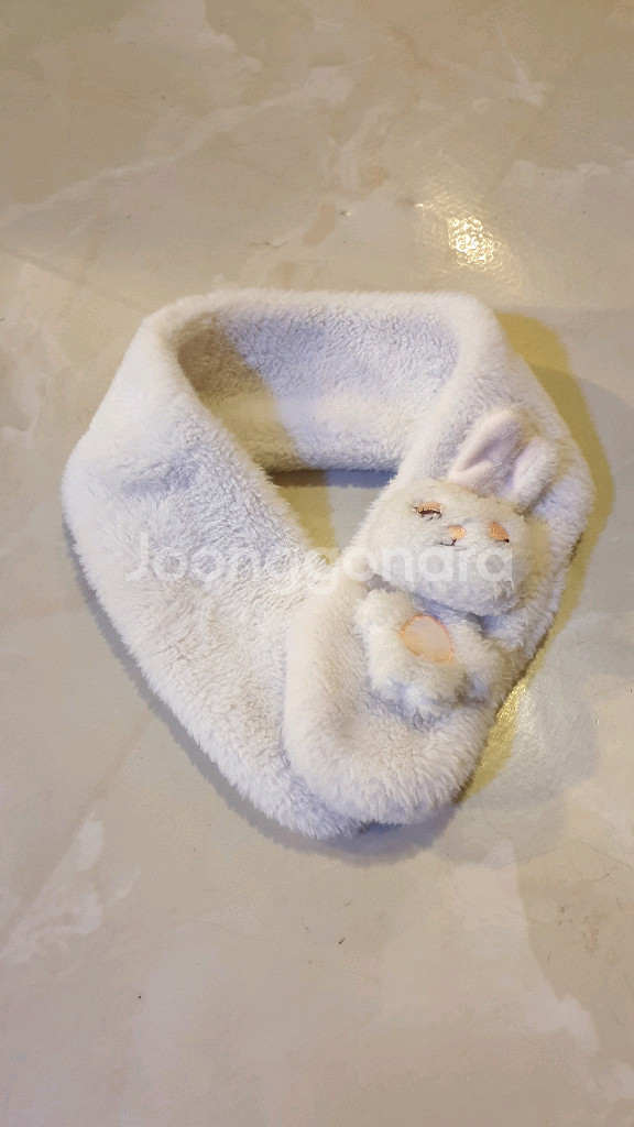 토끼 캐릭터 털 목도리--4