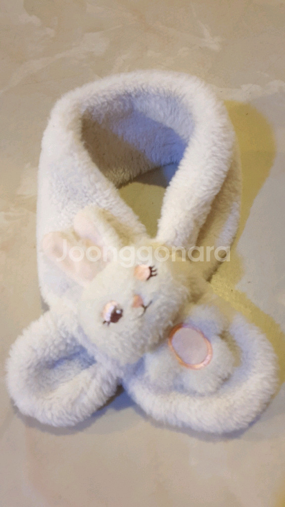 토끼 캐릭터 털 목도리--3