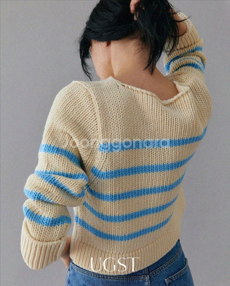 어그스트 보트넥 스트라이프 니트--2