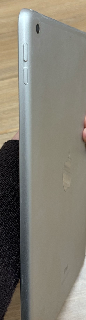 아이패드 9세대 64GB--2