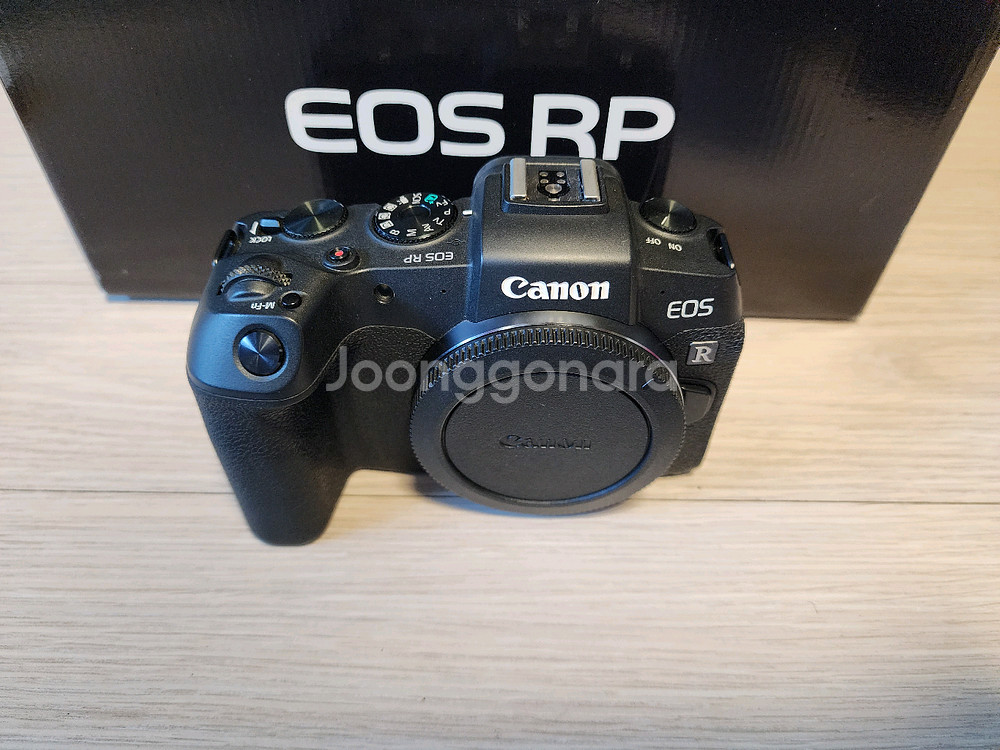 캐논 정품 eos rp 바디와 rf-s 18-45mm f4.5-6.3 is stm 번들렌즈 판매합니다.--5