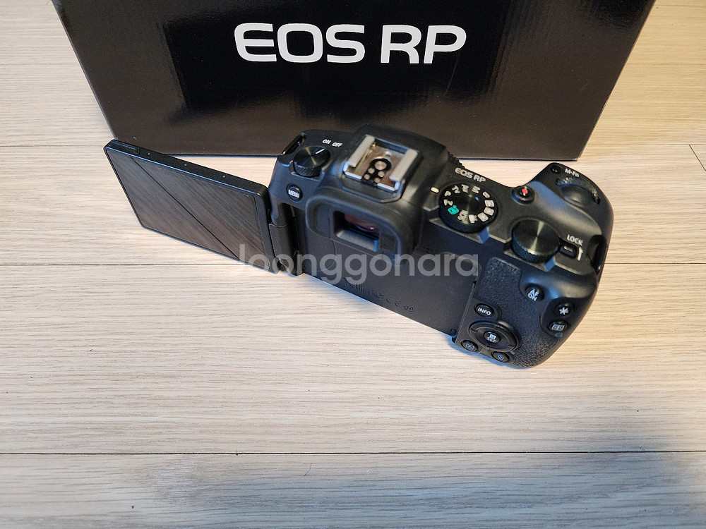 캐논 정품 eos rp 바디와 rf-s 18-45mm f4.5-6.3 is stm 번들렌즈 판매합니다.--9