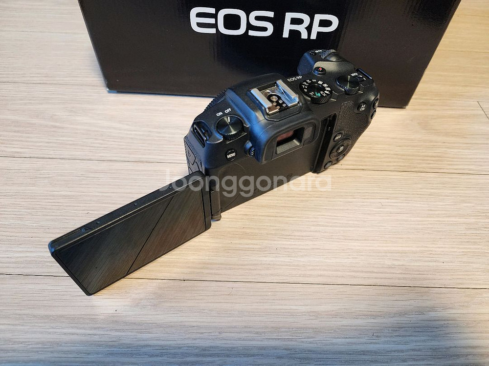 캐논 정품 eos rp 바디와 rf-s 18-45mm f4.5-6.3 is stm 번들렌즈 판매합니다.--8