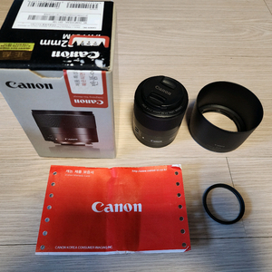 캐논 정품 ef-m 32mm f1.4 stm 32.4 렌즈 판매합니다.