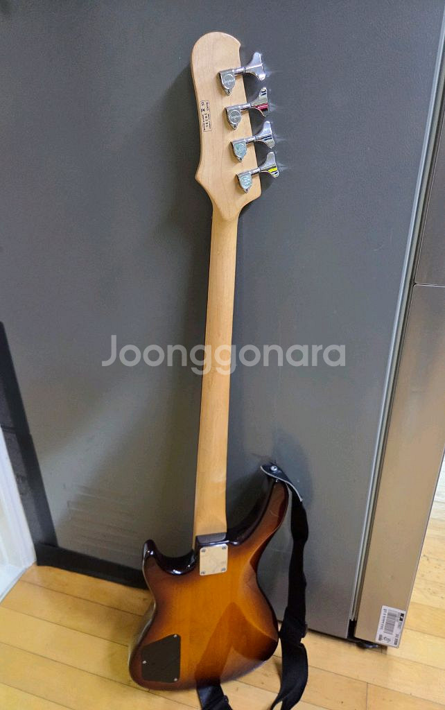 덱스터 베이스 기타 + 케이스--2