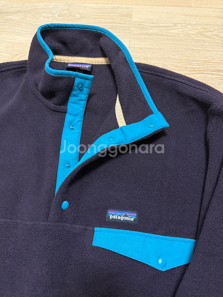 파타고니아 신칠라 플럼 L사이즈(잔나비 최정훈 착)--2