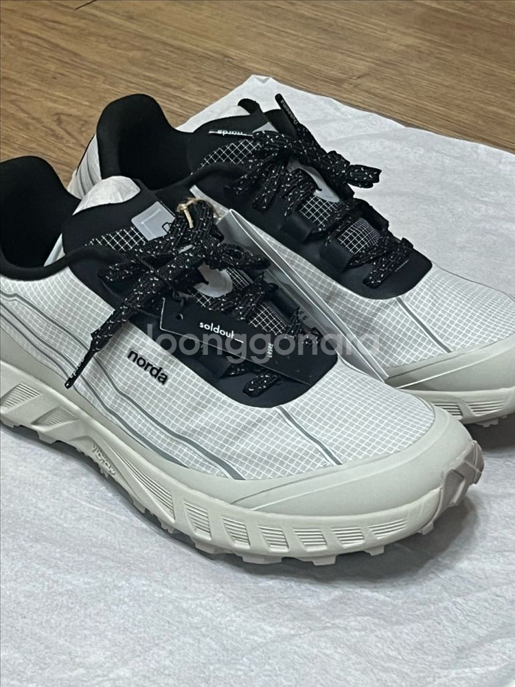 새상품) 노다002 신더 US 8--0