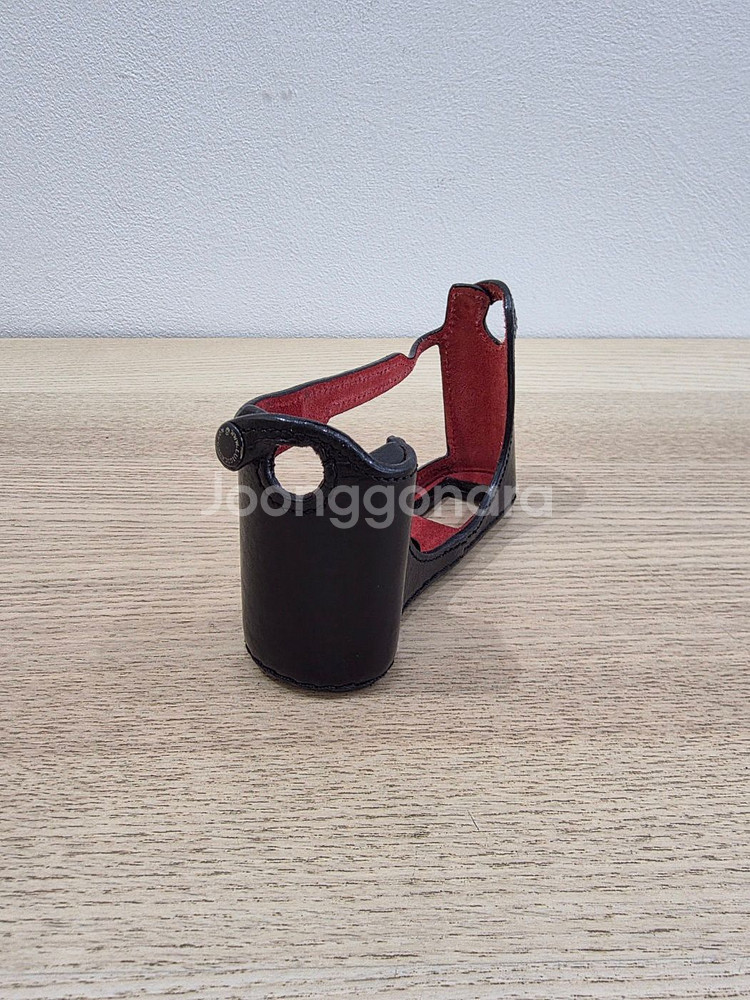 이태리 루이지 라이카 Q2 가죽 하프케이스 블랙 판매--1