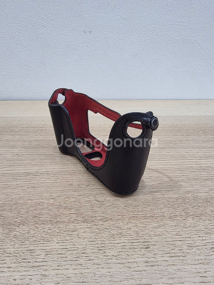 이태리 루이지 라이카 Q2 가죽 하프케이스 블랙 판매--3