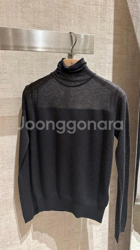 시에 올리비아 터틀넥 차콜쉐도우--1