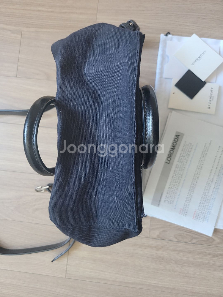 정품 지방시 안티고나 미니 블랙 급처--6