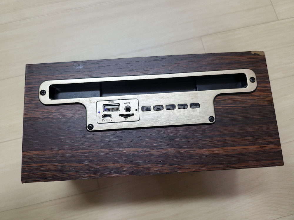 [무료배송] 엑토(actto) BTS-52 우드 블루투스 스피커 판매합니다--1