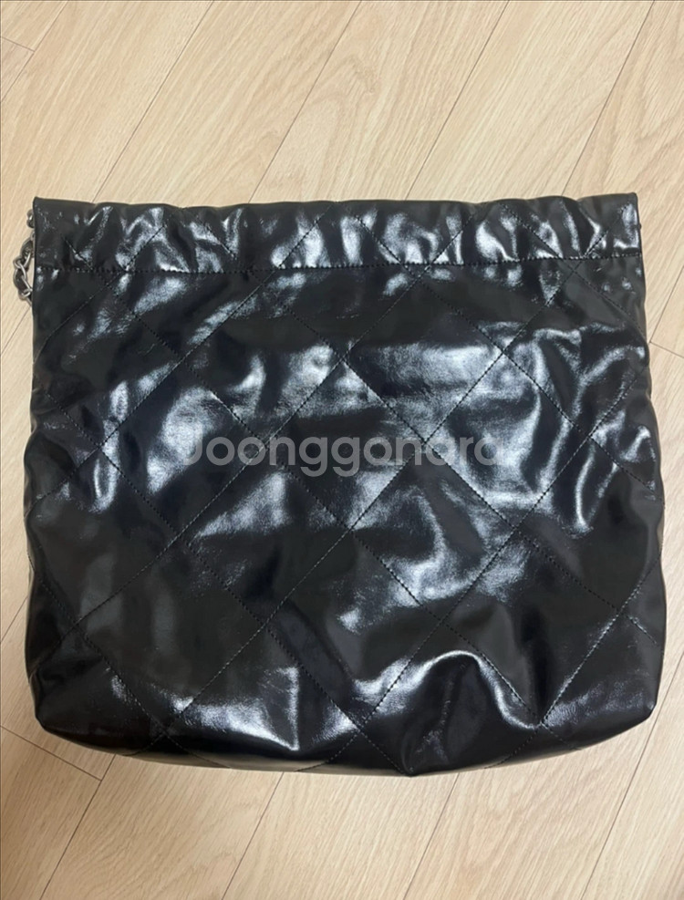 샤넬 22백 실버 메탈 블랙--1