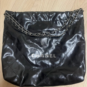 샤넬 22백 실버 메탈 블랙