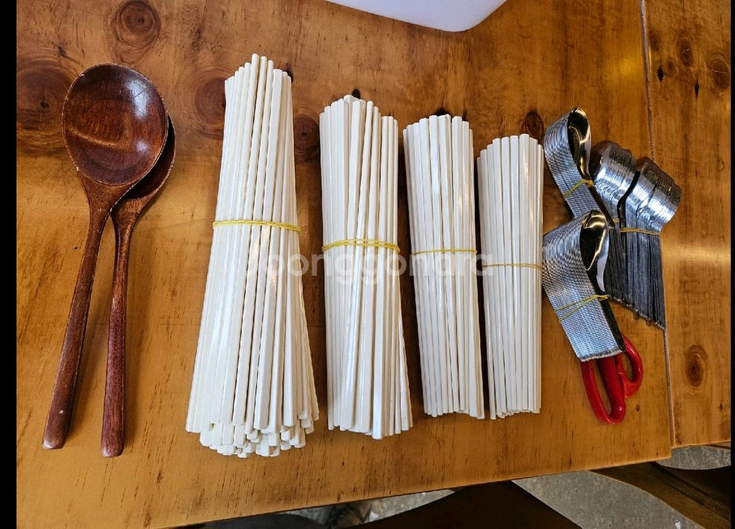 스탠수저긴~젓가락.--1