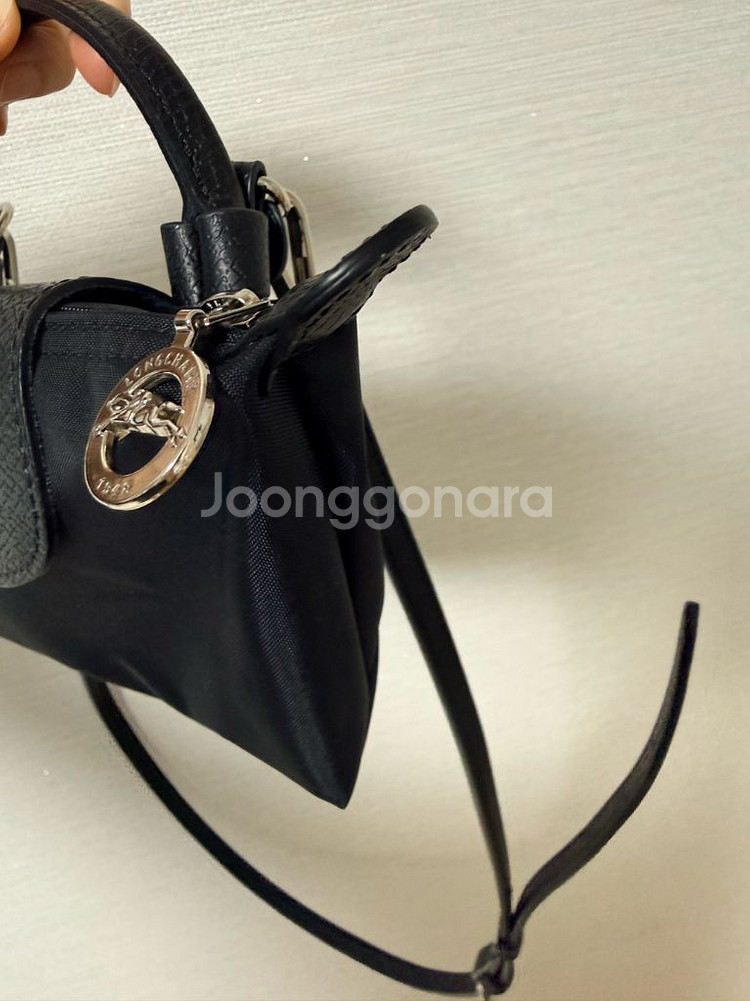 롱샴 르 플리아쥬 미니 블랙 판매합니다--3