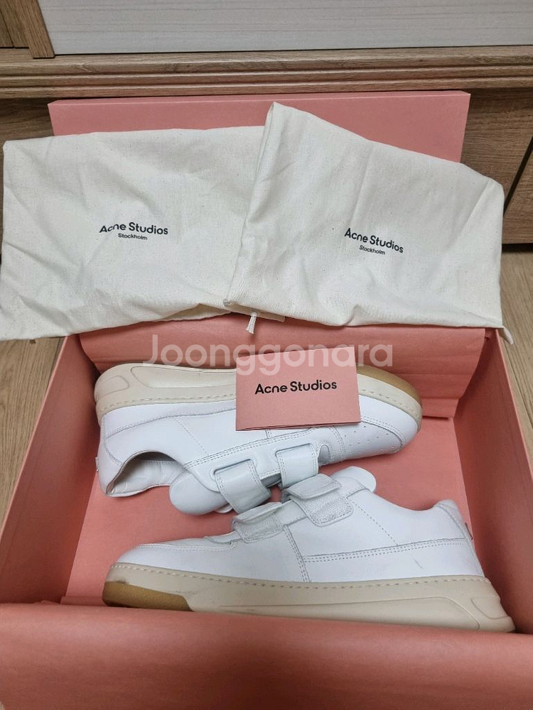 아크네스튜디오 메탈이모지 스니커즈 42--8