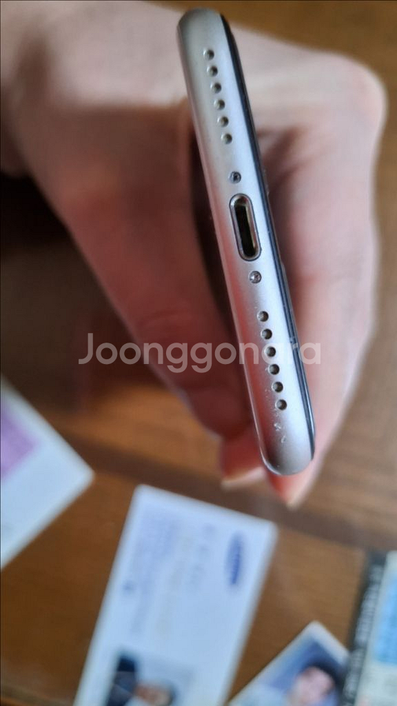 아이폰 SE3 128gb 90% 스타라이트 갤럭시 교환가느0--5