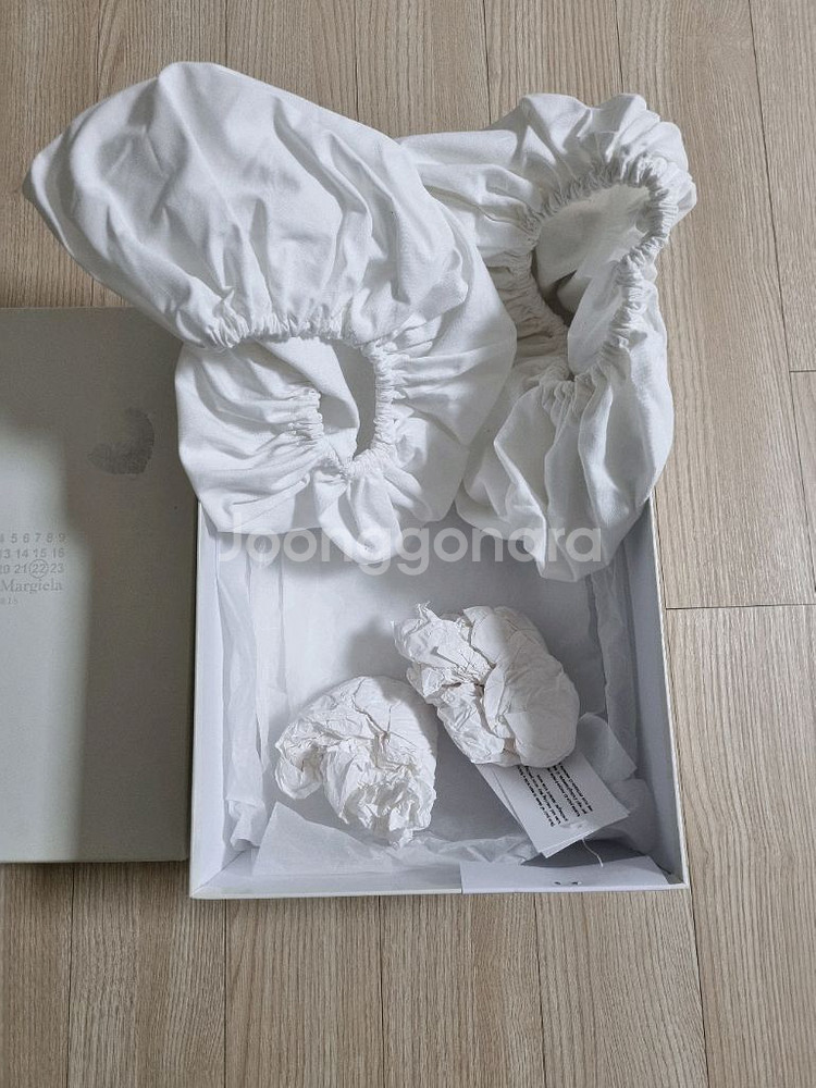 마르지엘라 페인팅 러너 eu41사이즈--9