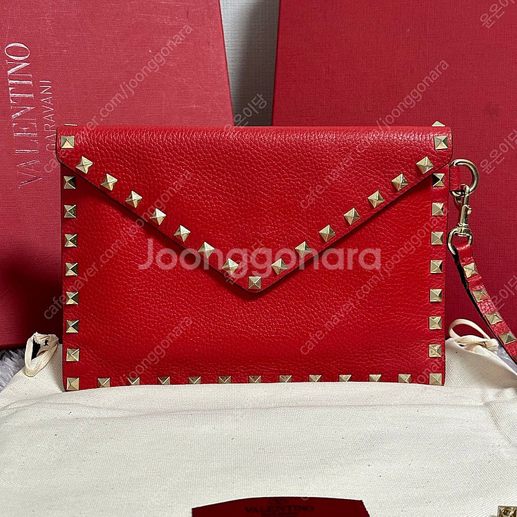 [풀구성] 발렌티노 락스터드 클러치--0