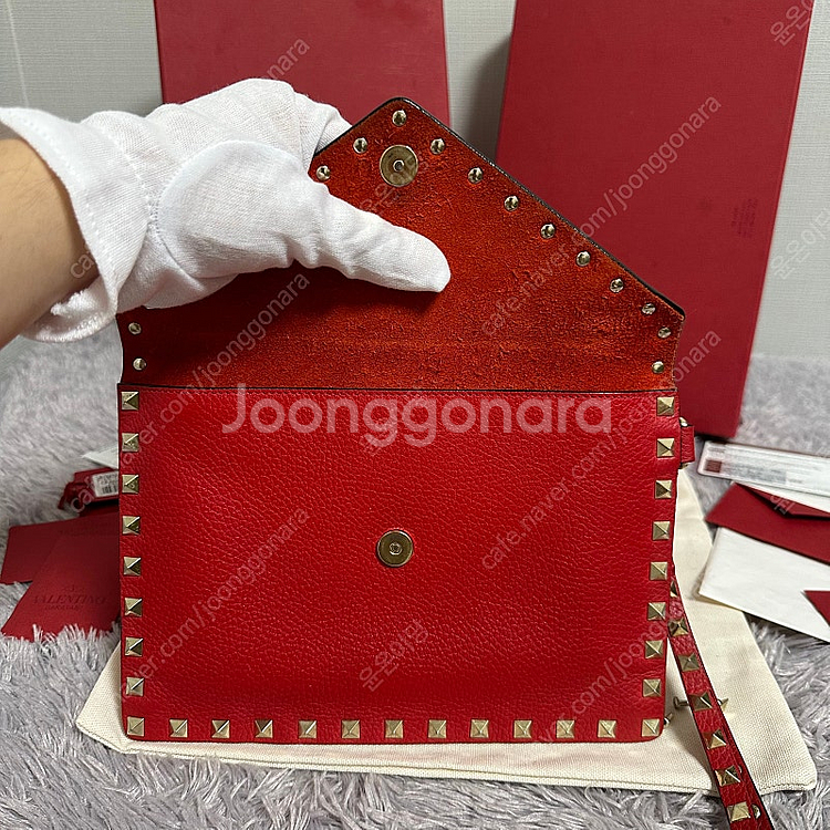 [풀구성] 발렌티노 락스터드 클러치--2
