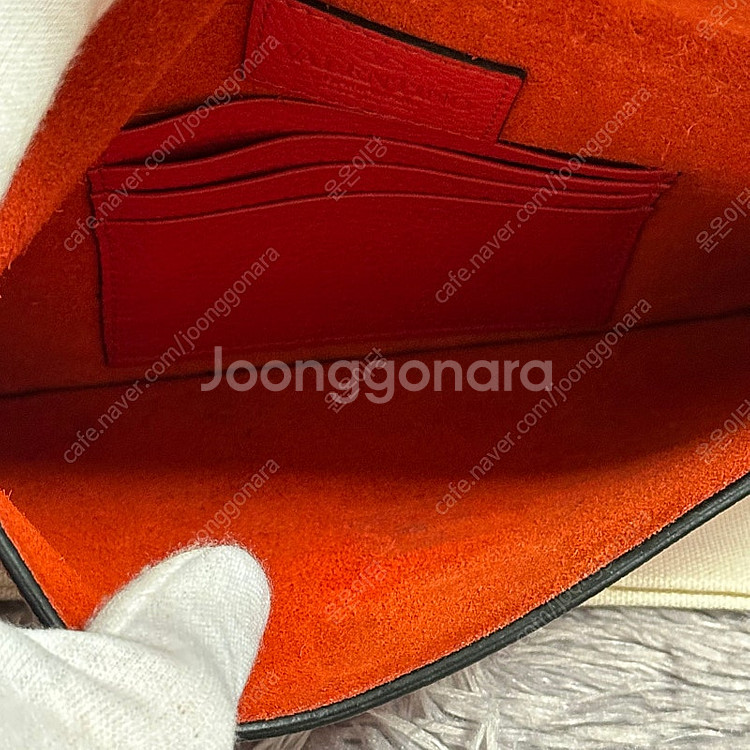 [풀구성] 발렌티노 락스터드 클러치--3