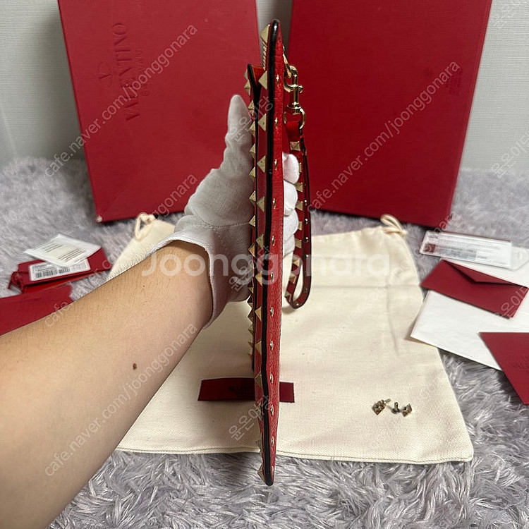 [풀구성] 발렌티노 락스터드 클러치--6