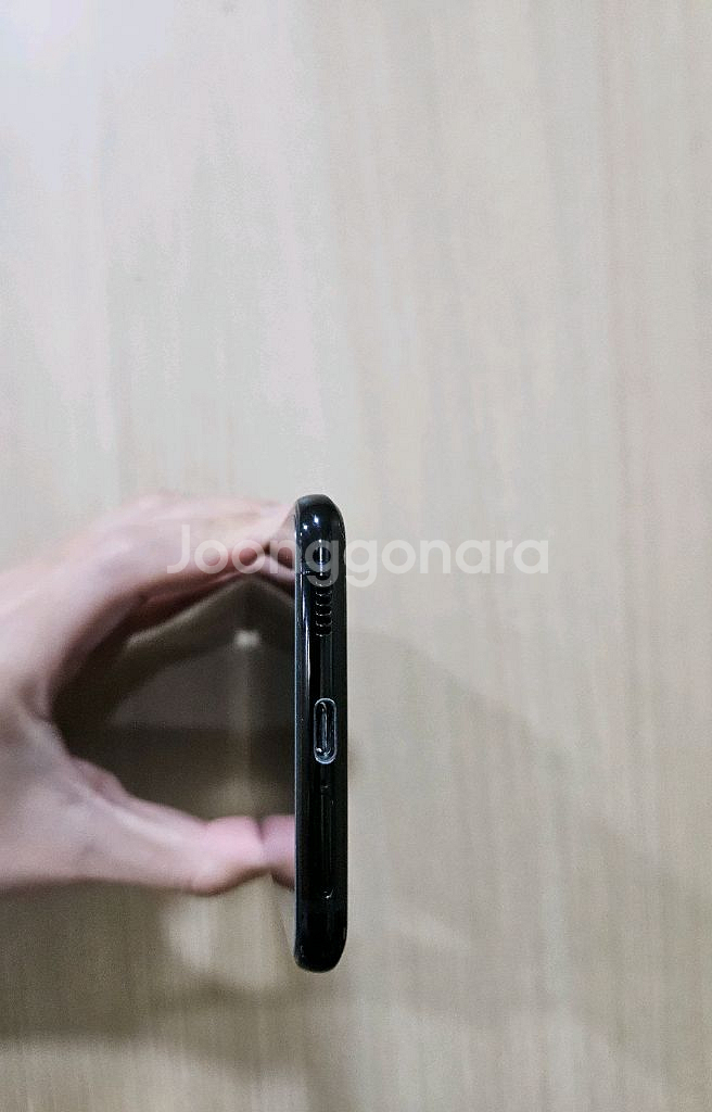 갤럭시 S21플러스 블랙 256G 상태좋아요--4