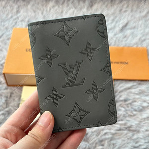 [풀구성] 루이비통 쉐도우 오거나이저 카드지갑 그레이