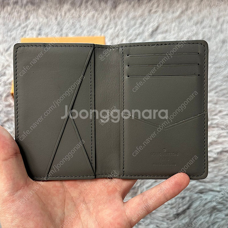 [풀구성] 루이비통 쉐도우 오거나이저 카드지갑 그레이--2