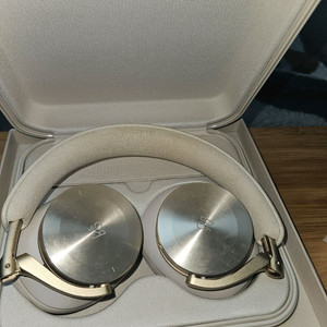 뱅앤올룹슨 베오플레이 beoplay H95 골드