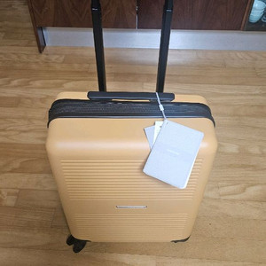 로우로우 R 트렁크 Lite 37L 캐리어