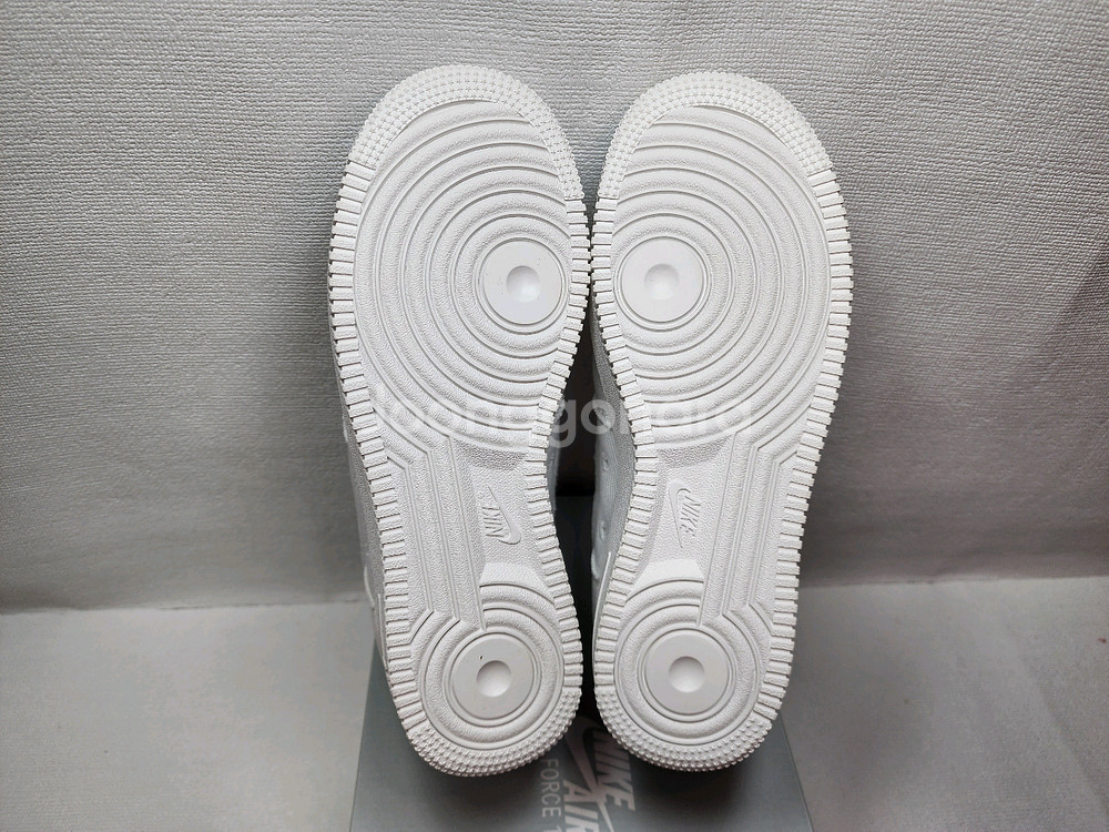 나이키 에어포스1 로우캔버스 265 새상품 정품 무료배송 네고불가 나이키코리아 국내매장용--4