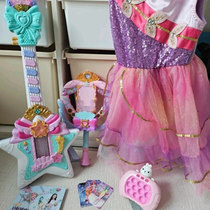 시크릿쥬쥬 기타, 멜로디 하트링, 드레스 등