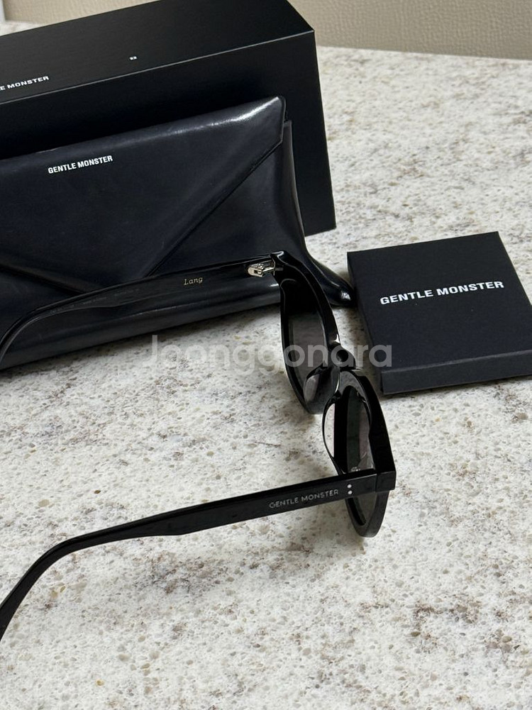 젠틀몬스터 랭 선글라스 풀박스--1