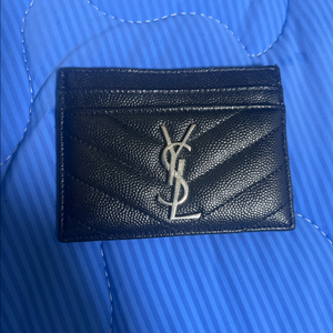 입생로랑 카드지갑 ss급