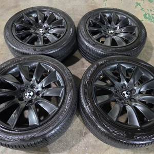 BMW F10 5시리즈 터빈 18인치 정품 휠타이어