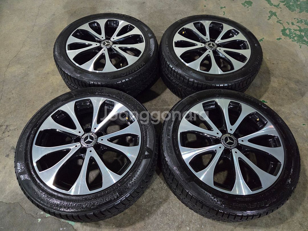 벤츠 W213 E클래스 18인치휠 윈터타이어--0