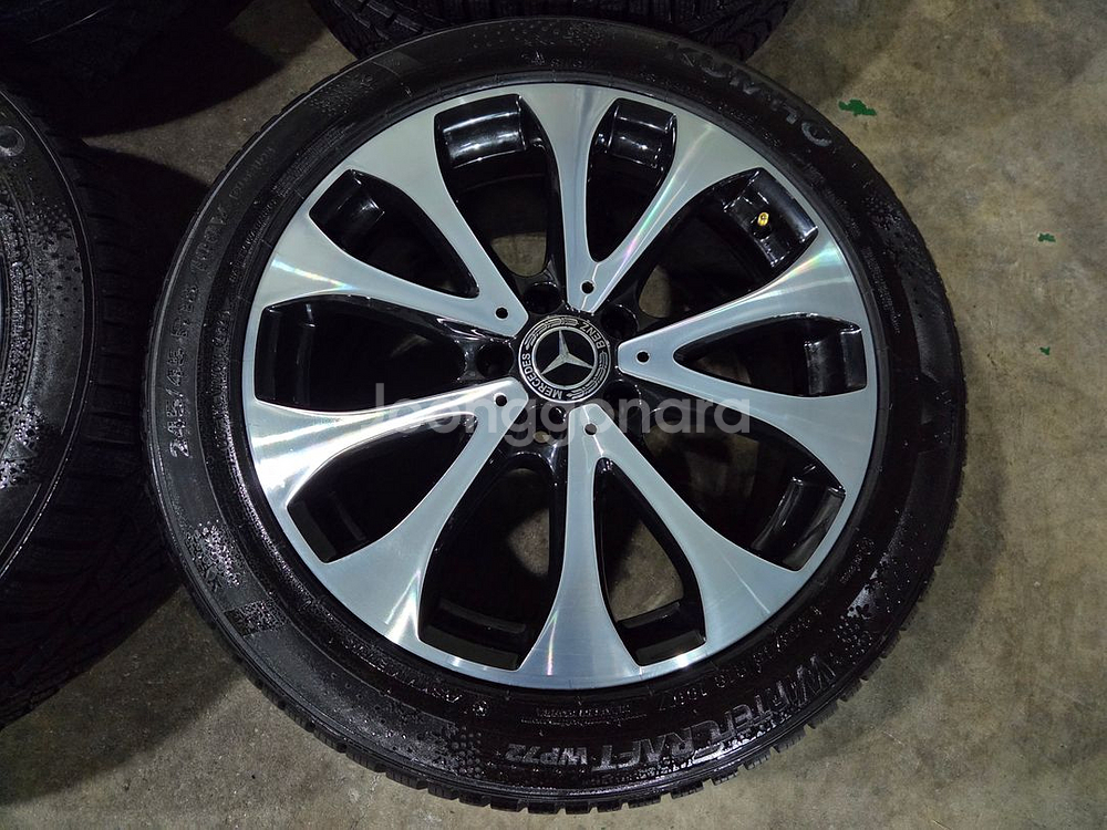 벤츠 W213 E클래스 18인치휠 윈터타이어--2