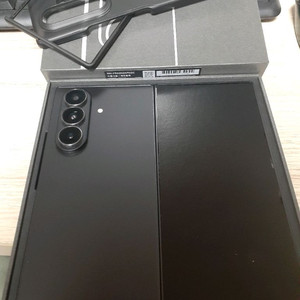 갤럭시Z폴드7 1Tb 1테라 개봉새제품(블랙)