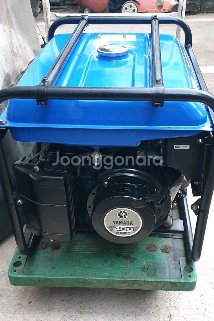 야마하 8키로 발전기 팝니다.--2